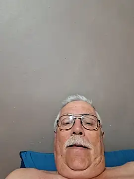 Snapshot of NawtyB1965 chatting on 09-16-25, 03:40 NawtyB1965 online show from 09-16-25, 03:40