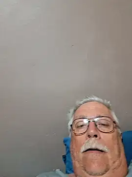 Snapshot of NawtyB1965 chatting on 10-07-25, 03:36 NawtyB1965 online show from 10-07-25, 03:36