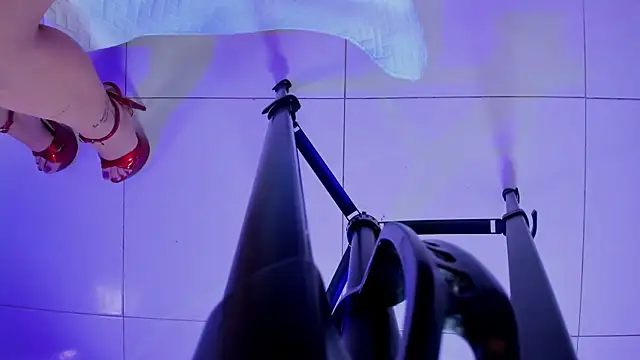 Snapshot of Rubi_Love_ chatting on 12-29-24, 03:11 Rubi Love online show from 12-29-24, 03:11