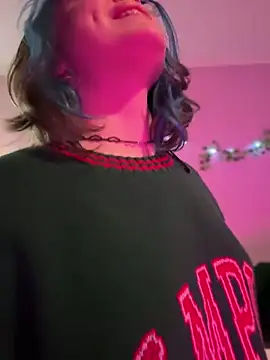 MaddisonHaas online show from 02-05-25, 03:23