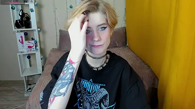 Angel Jules online show from 01-15-25, 01:12