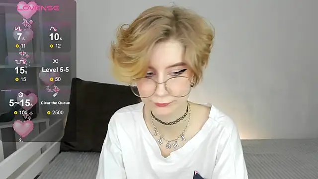 Angel Jules online show from 02-24-25, 11:10