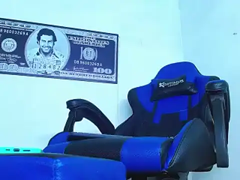 Snapshot of bab_boy_777 chatting on 12-04-24, 04:54 bab boy 777 online show from 12-04-24, 04:54