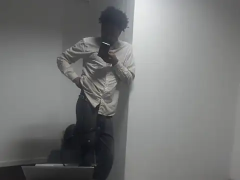 Snapshot of Mastertopdome chatting on 10-03-25, 01:02 Mastertopdome online show from 10-03-25, 01:02