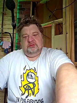 Snapshot of alienbunny chatting on 01-14-25, 05:12 alienbunny online show from 01-14-25, 05:12