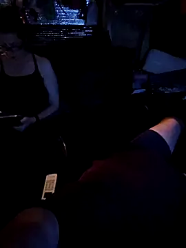 Snapshot of alienbunny chatting on 02-06-25, 05:14 alienbunny online show from 02-06-25, 05:14