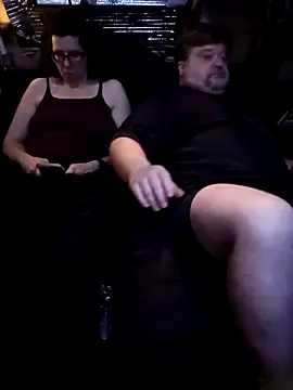 Snapshot of alienbunny chatting on 02-13-25, 04:43 alienbunny online show from 02-13-25, 04:43