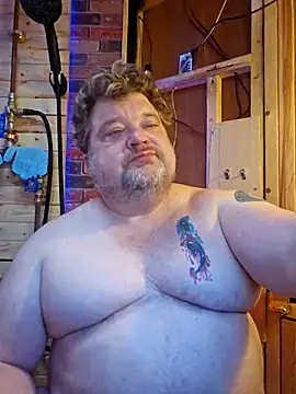 Snapshot of alienbunny chatting on 03-10-25, 08:23 alienbunny online show from 03-10-25, 08:23