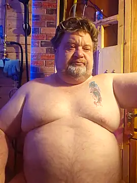 Snapshot of alienbunny chatting on 11-11-25, 04:56 alienbunny online show from 11-11-25, 04:56