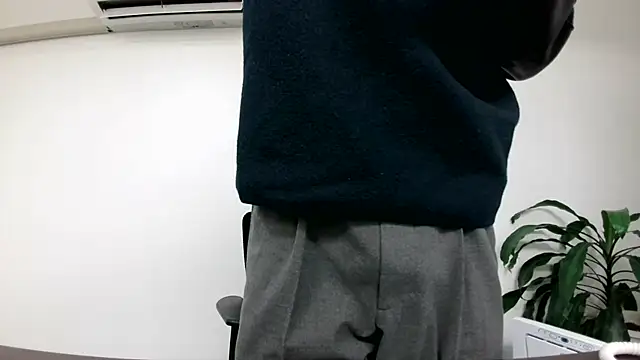 Snapshot of TakuryuJPN chatting on 12-10-24, 09:33 TakuryuJPN online show from 12-10-24, 09:33