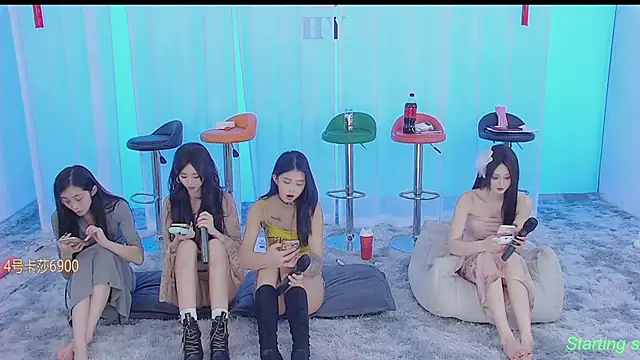 Snapshot of SS119 chatting on 01-20-25, 04:45 SS119 online show from 01-20-25, 04:45