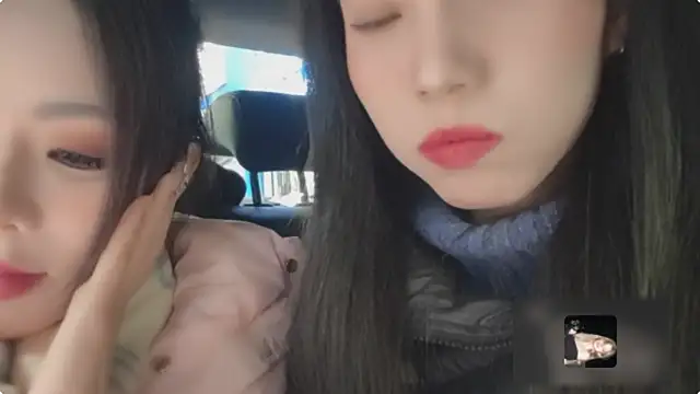 Snapshot of SS119 chatting on 01-28-25, 01:29 SS119 online show from 01-28-25, 01:29