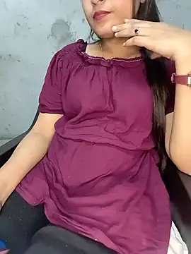 Snapshot of Shanaya_Hotty chatting on 01-30-25, 08:31 Shanaya Hotty online show from 01-30-25, 08:31