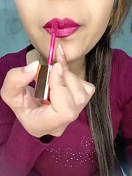 Snapshot of Shanaya_Hotty chatting on 02-28-25, 06:20 Shanaya Hotty online show from 02-28-25, 06:20
