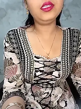Snapshot of Shanaya_Hotty chatting on 03-08-25, 12:09 Shanaya Hotty online show from 03-08-25, 12:09
