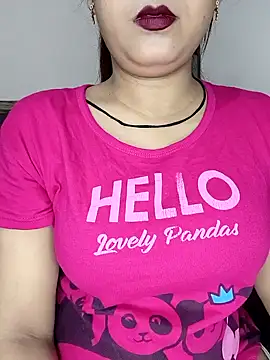 Snapshot of Shanaya_Hotty chatting on 09-17-25, 08:10 Shanaya Hotty online show from 09-17-25, 08:10