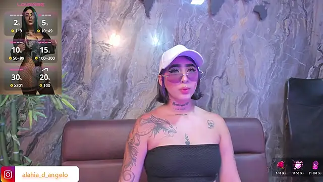 Alahia Dangelo online show from 11-19-25, 06:08