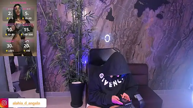 Alahia Dangelo online show from 02-22-26, 06:46