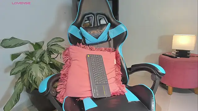  maria foxx  online show from 05-22-26, 05:40