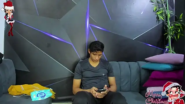 playsgirlhot online show from 11-04-25, 11:15