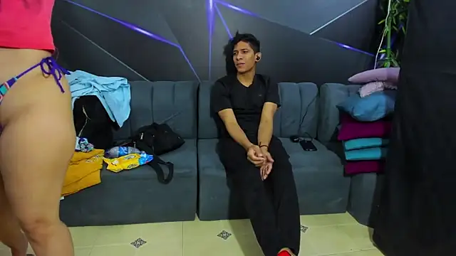 playsgirlhot online show from 12-17-25, 11:22