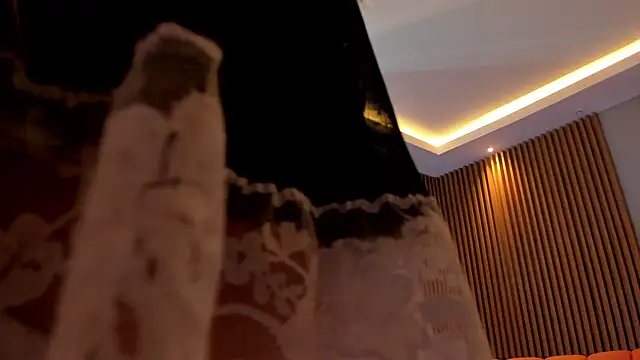 Eilin clio online show from 02-20-25, 12:25