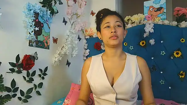 Milkdulce1 online show from 06-03-26, 01:14