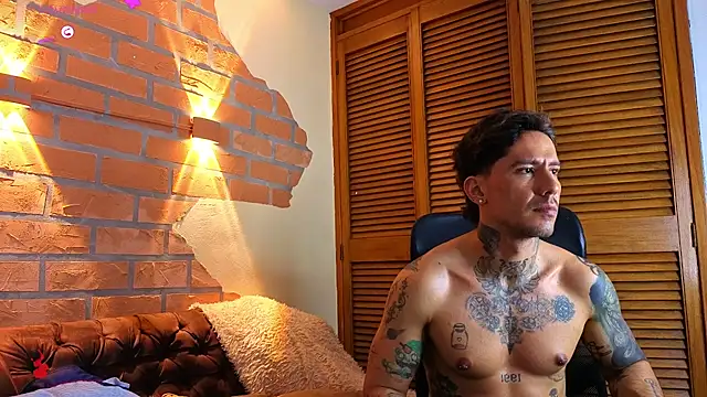 Dylanstonne online show from 12-17-25, 09:21