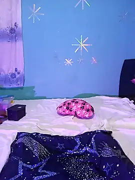 Snapshot of dulcesilvana10 chatting on 12-18-24, 02:10 dulcesilvana10 online show from 12-18-24, 02:10