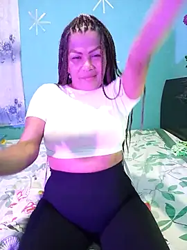 Snapshot of dulcesilvana10 chatting on 12-29-24, 01:02 dulcesilvana10 online show from 12-29-24, 01:02