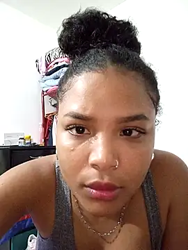 Snapshot of dulcesilvana10 chatting on 09-26-25, 04:27 dulcesilvana10 online show from 09-26-25, 04:27