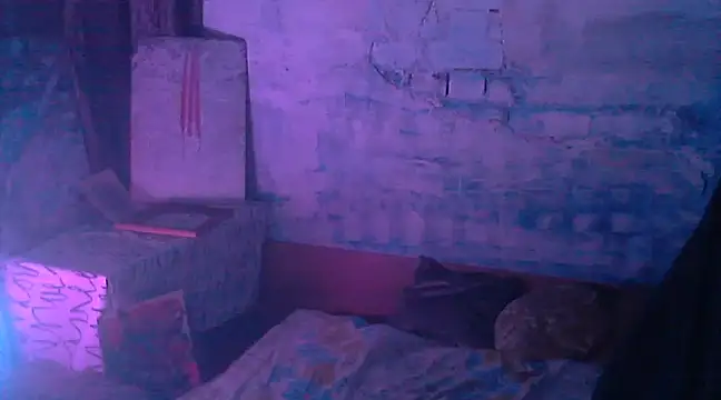 Snapshot of iva_spirit chatting on 02-17-25, 04:42 iva spirit online show from 02-17-25, 04:42