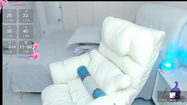 Snapshot of Sexyxiao_520 chatting on 05-13-26, 05:16 Sexyxiao 520 online show from 05-13-26, 05:16