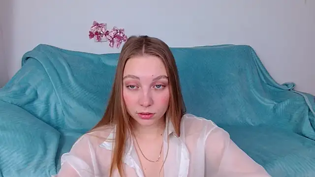 bellaa love  online show from 02-12-26, 12:16