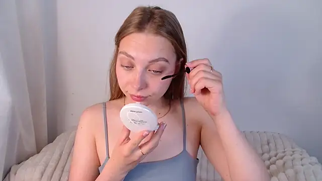 bellaa love  online show from 06-03-26, 12:24