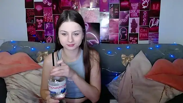 MilanaRoza online show from 01-17-25, 06:04