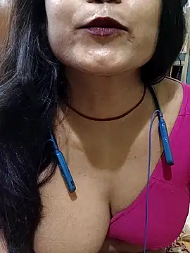 yoursweety09 online show from 03-11-26, 04:07