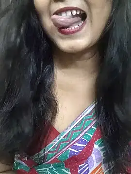 Snapshot of yoursweety09 chatting on 07-18-26, 07:34 yoursweety09 online show from 07-18-26, 07:34