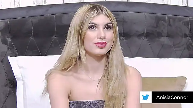 AnisiaConnor online show from 10-03-25, 06:16