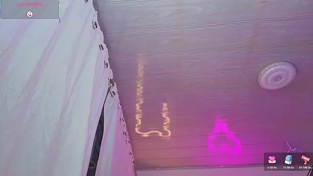 Laylafoxy tay online show from 11-20-25, 04:01