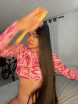 Snapshot of gabbyfoox chatting on 01-05-25, 06:56 gabbyfoox online show from 01-05-25, 06:56