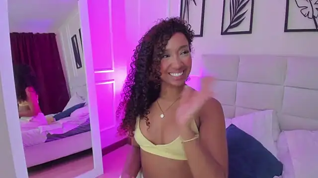 Snapshot of Amber__Sanchez chatting on 01-29-25, 08:51 Amber Sanchez online show from 01-29-25, 08:51