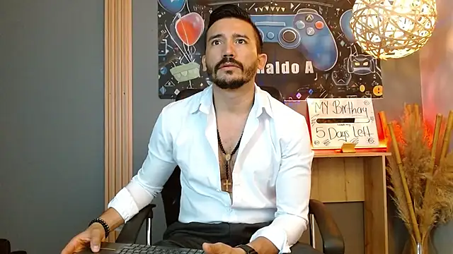 Reiko 85  online show from 04-13-26, 02:33