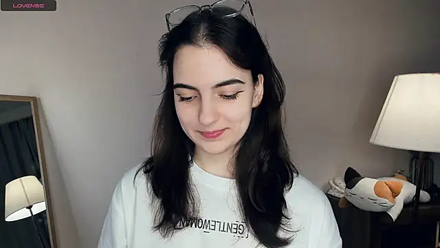 DracosMoon online show from 12-17-25, 07:03