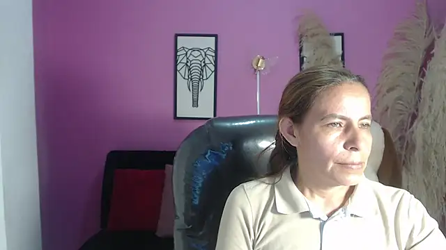 Milf karlye online show from 10-30-25, 02:24