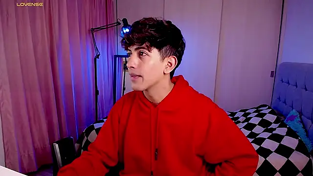 teobowny  online show from 01-30-25, 04:02