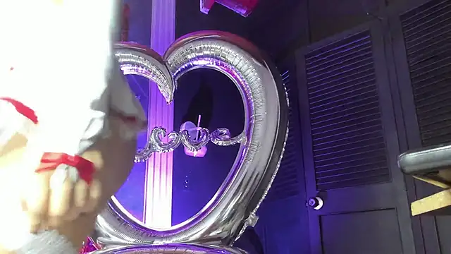 haileycat online show from 02-14-26, 03:03