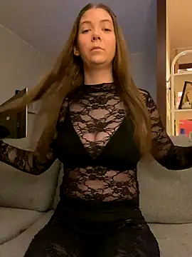 Mandispandis1 online show from 11-24-25, 09:47