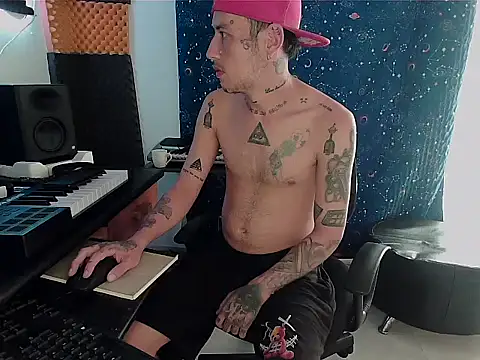 patrik tattoo  online show from 01-25-25, 03:30