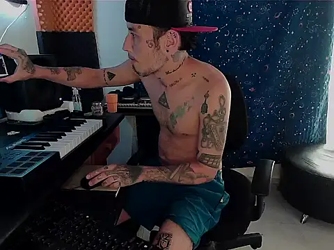 patrik tattoo  online show from 02-17-25, 08:04